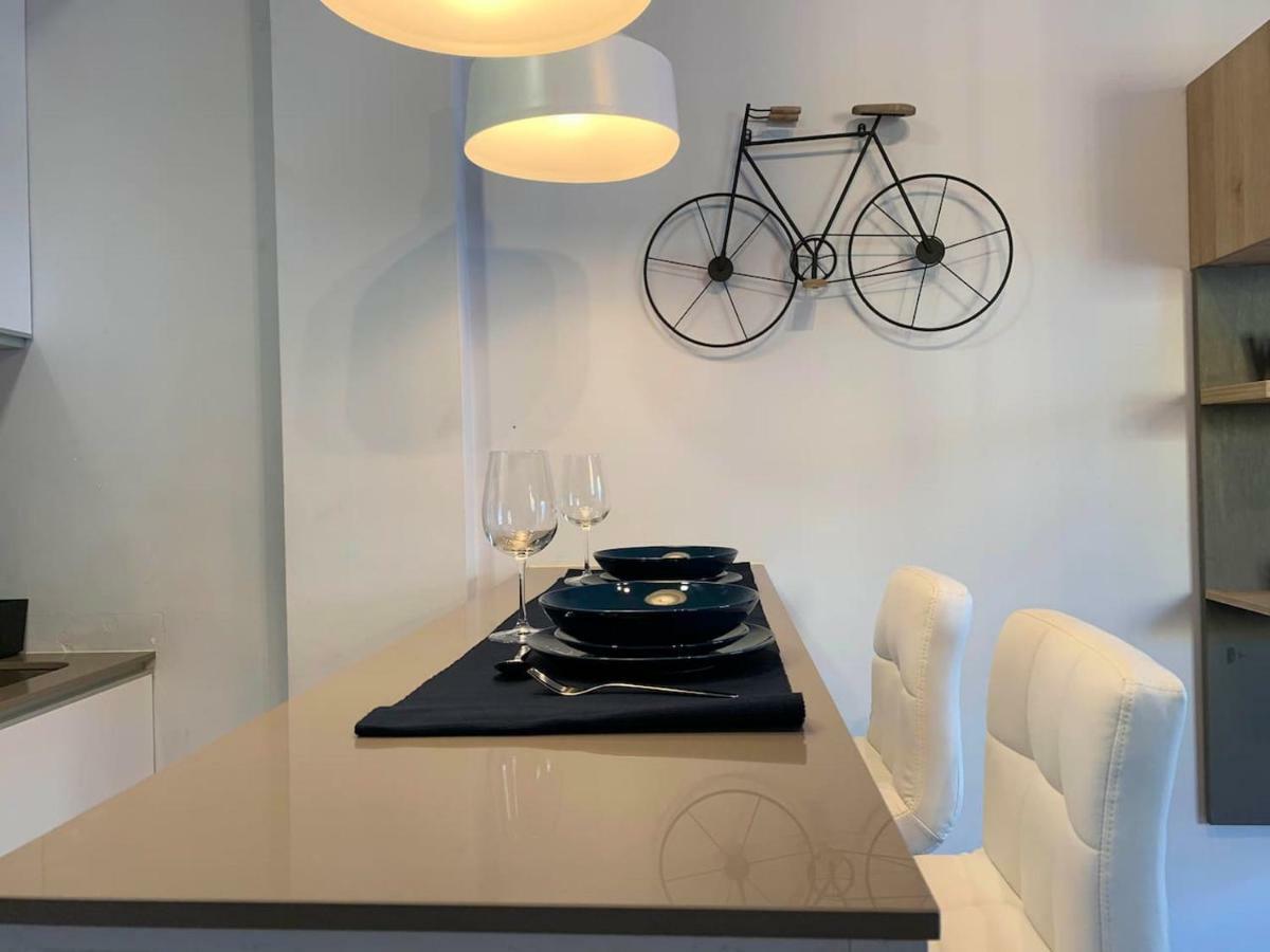 Luz Y Tranquilidad En El Casco Historico - Parking Gratis Apartment Sevilla Bagian luar foto